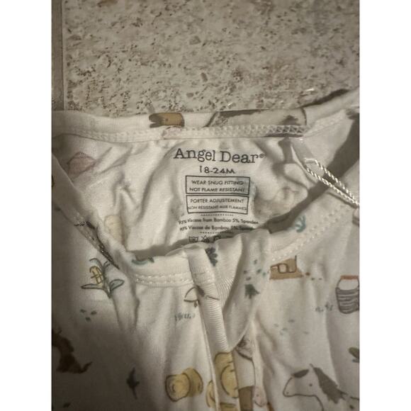 Angel Dear 18-24 Months NWT Farm Animals Footed Pajamas Bamboo Zipper - Picture 3 of 4